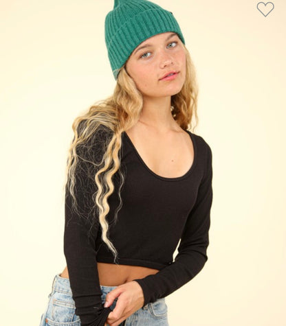 Black Fitted Crop