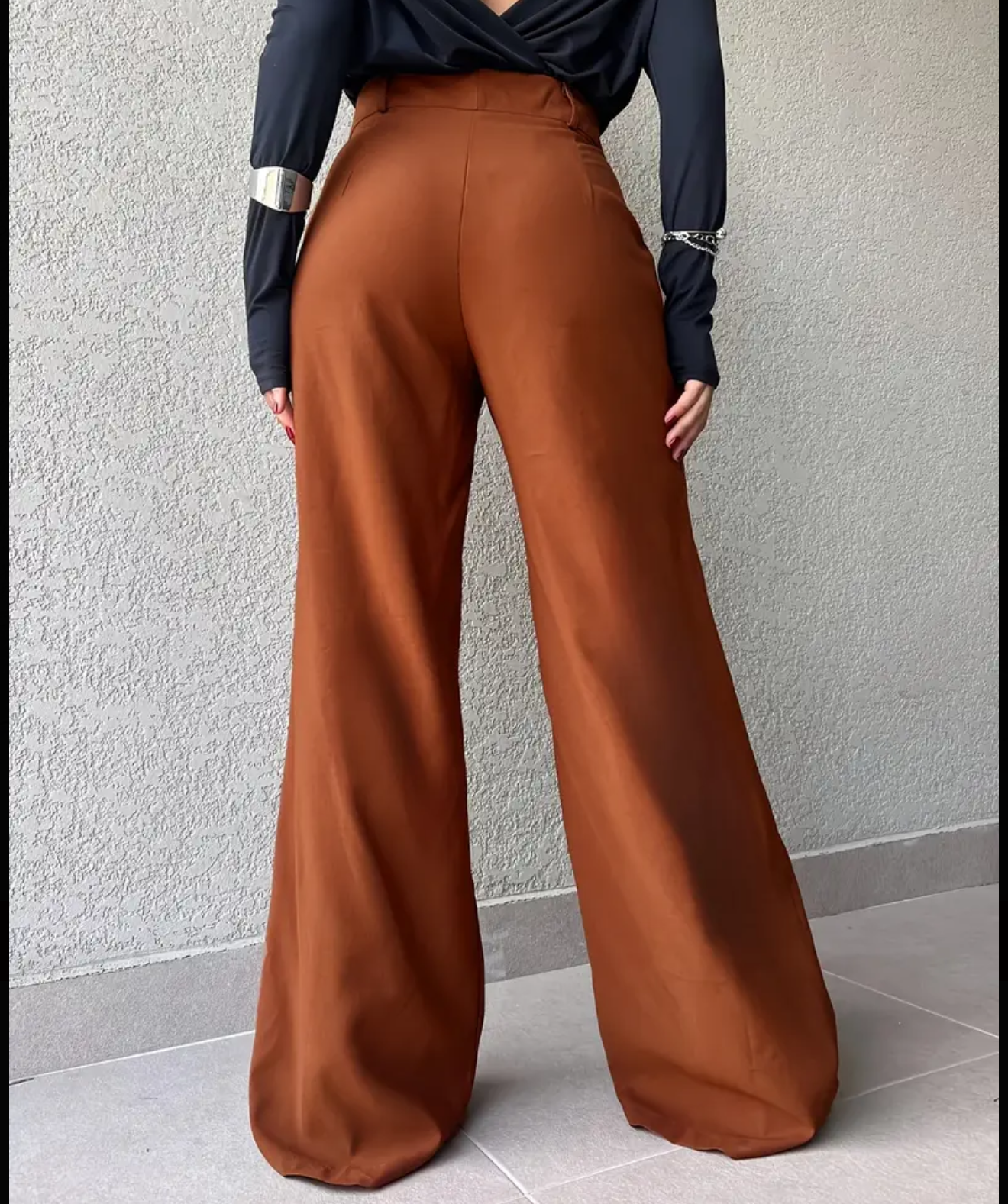Cinnamon Wide-Leg Trousers