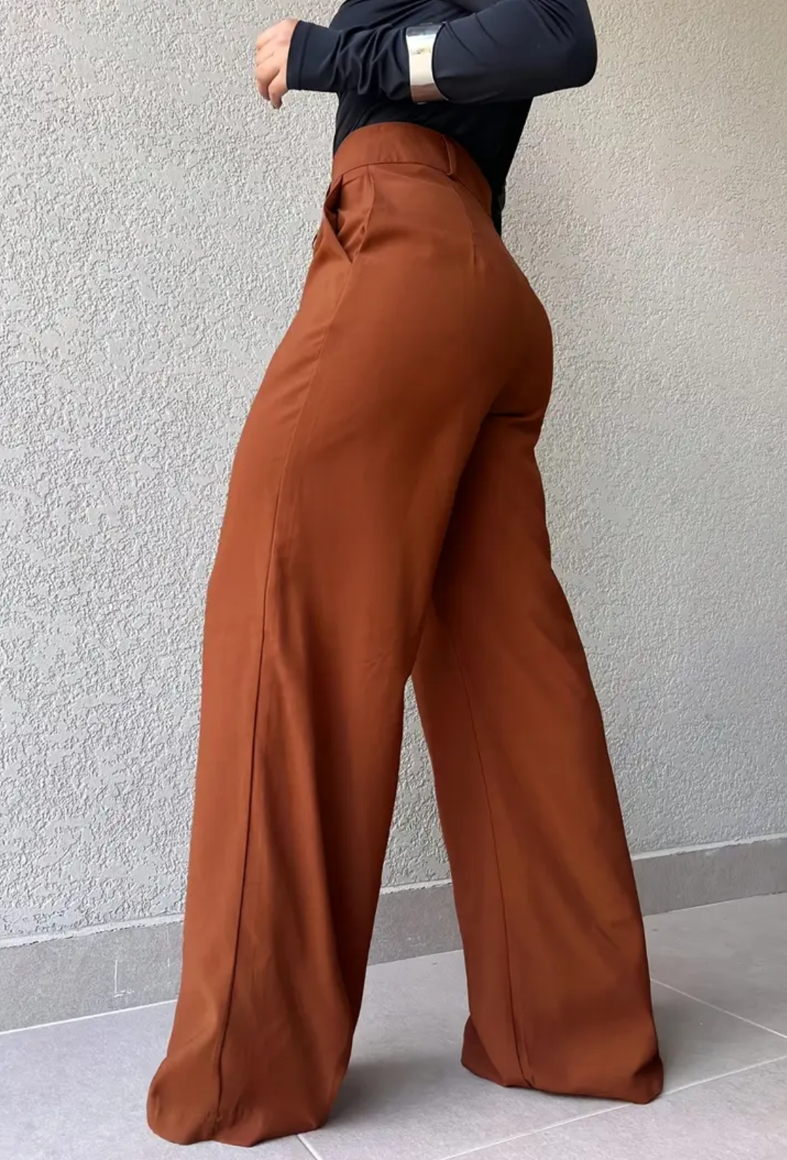 Cinnamon Wide-Leg Trousers